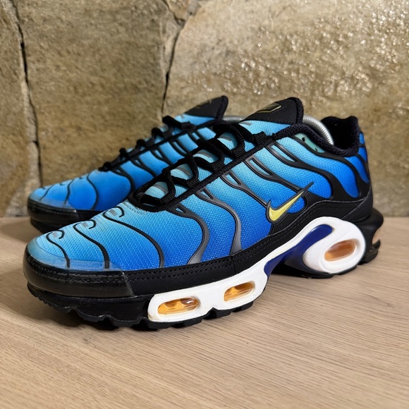 Nike Other - Nike Air Max Plus TN Hyper Blue OG 2018 Retro Mens US8.5 Blue Black Fade